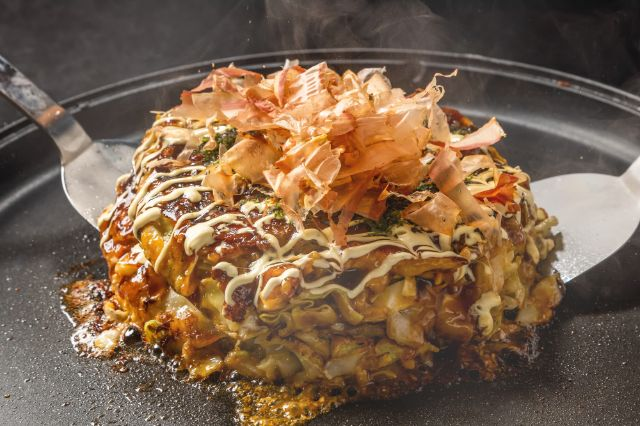 An ultimate guide to Okonomiyaki